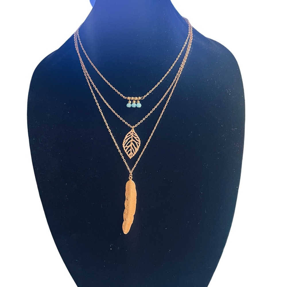 3 Tiered Layer Necklace W/Turquoise beads & Leaf & Feather 🪶 Accents- Very Cute